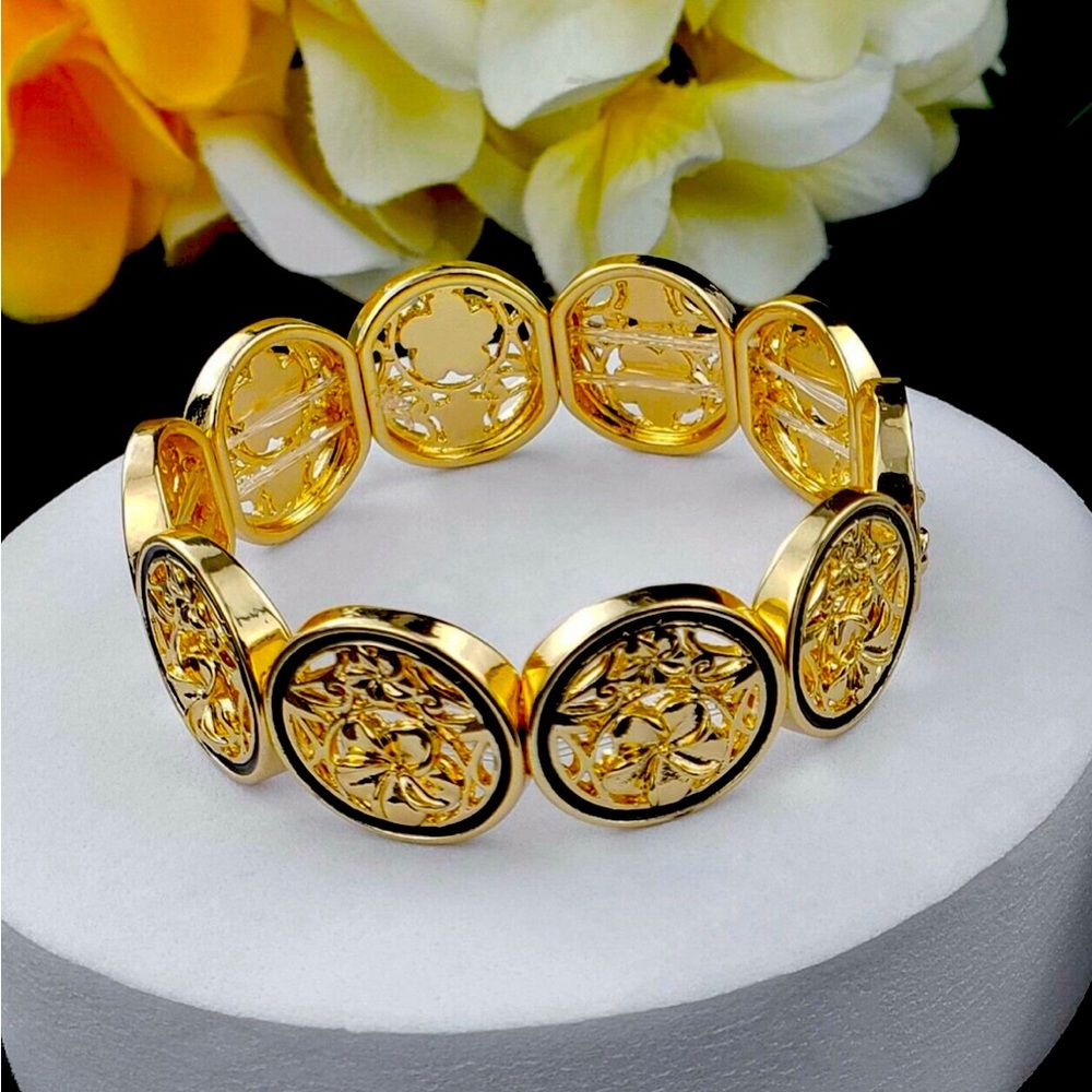 Hawaiian heirloom street bracelet